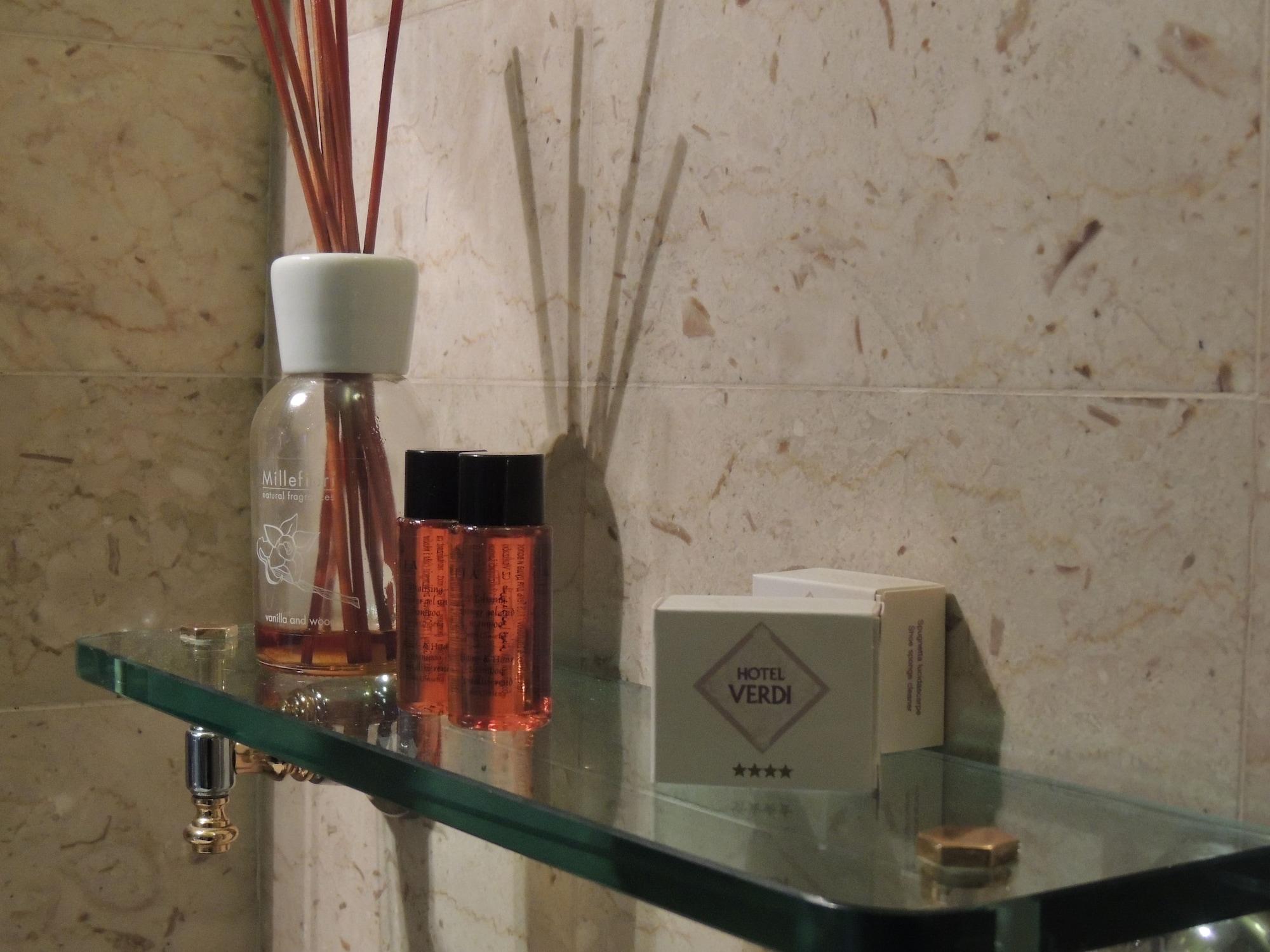 פארמה Hotel Verdi Boutique Hotel מראה חיצוני תמונה